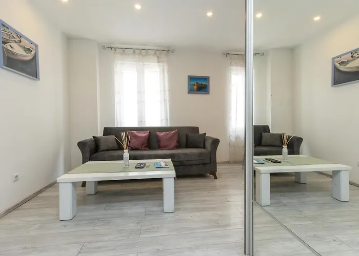 Alpha Loft 1br In Center Lejlighed