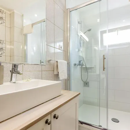 Alpha Loft 1br In Center 아파트