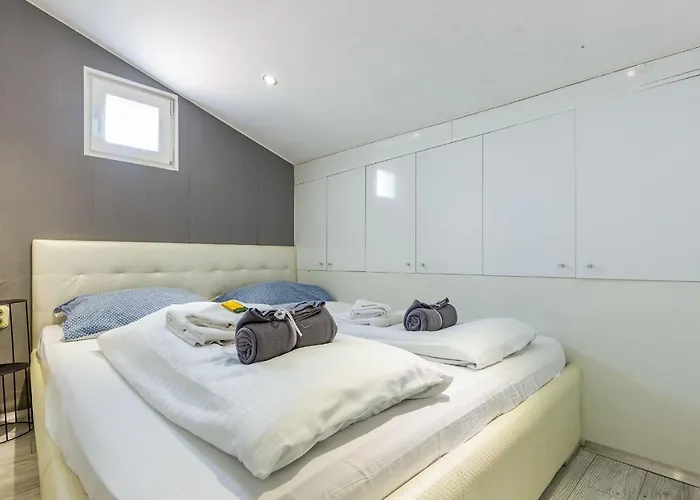 Alpha Loft 1br In Center * Задар